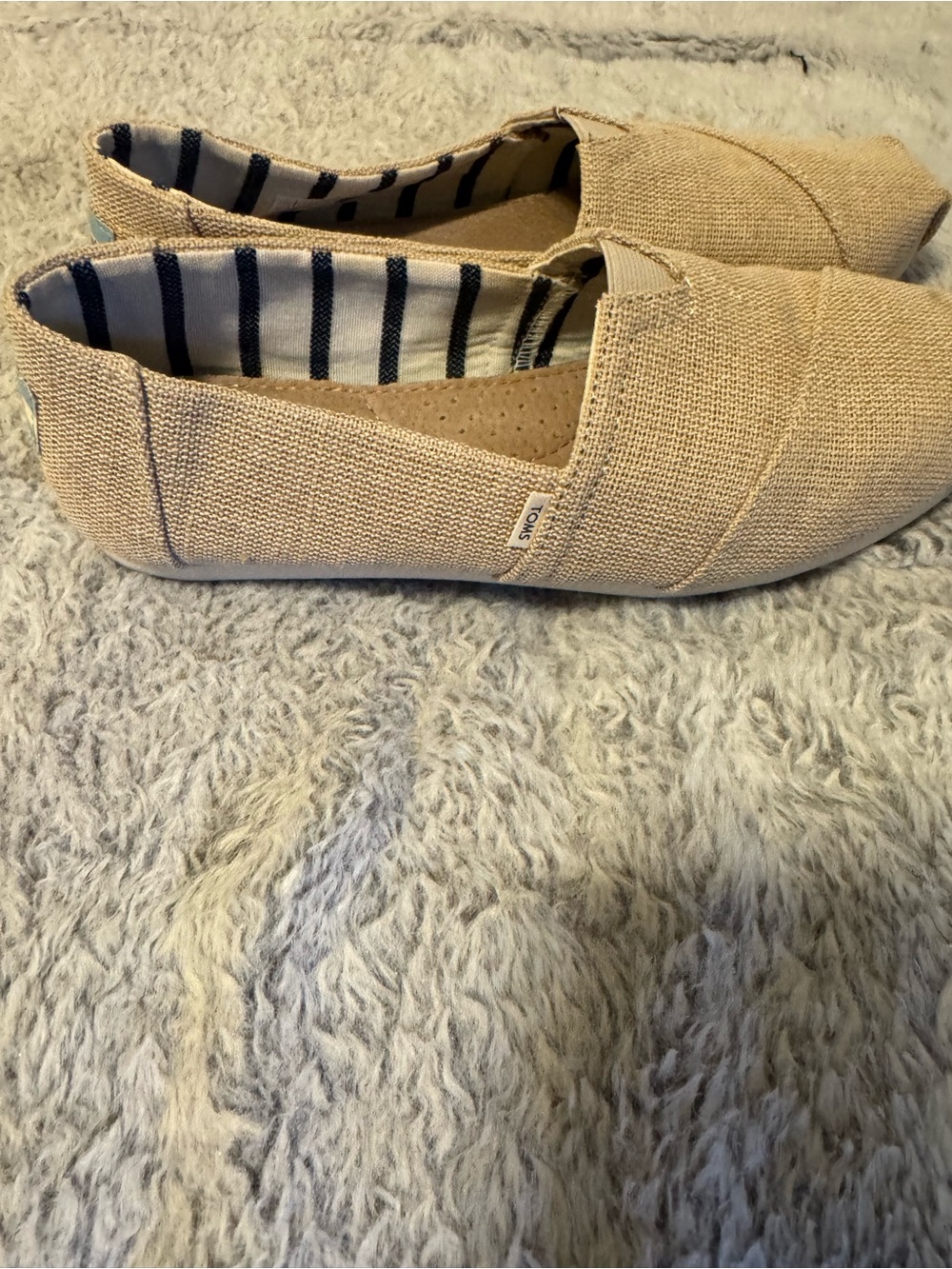 Toms Beige Canvas Slip-On Flats - Picture 3 of 7